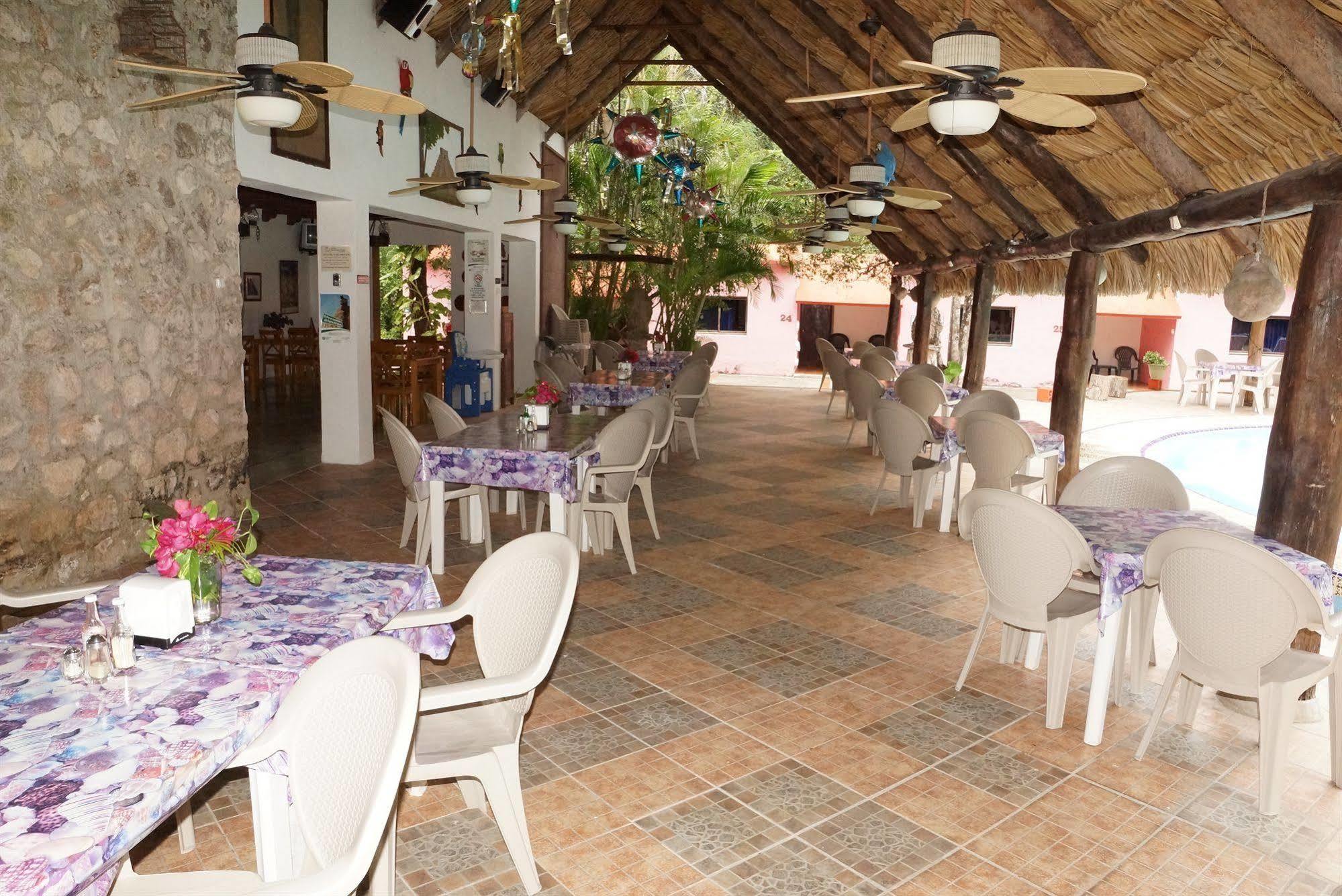 Hotel Doralba Inn Chichen Extérieur photo